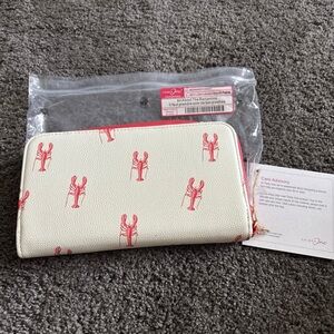 Thirty-One Cream and Red Lobster Wallet
